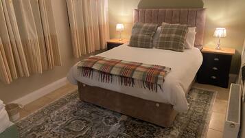 2 室のベッドルーム、アイロン / アイロン台、旅行用ベビーベッド、WiFi