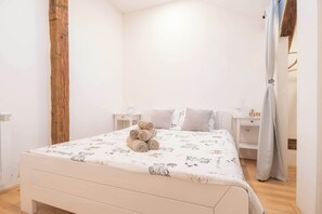 1 habitación y caja de seguridad en la habitación 