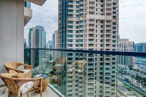Property grounds - Downtown 2BR Apartment at ACT Tower (Dubai)