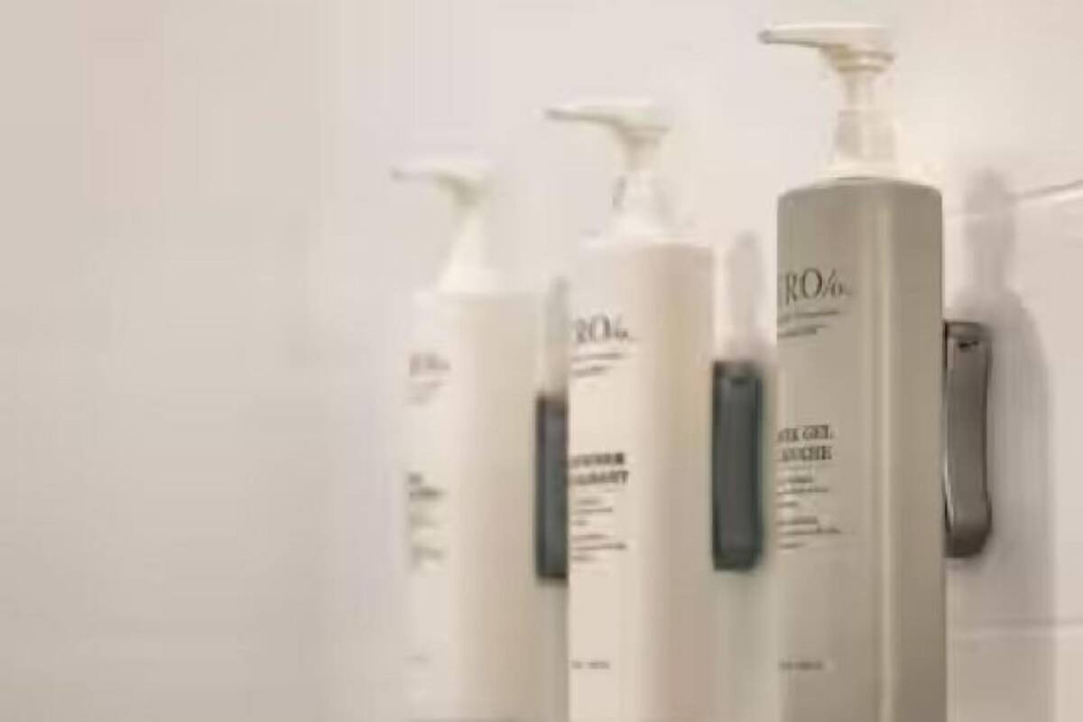 Bathroom amenities | Free toiletries, hair dryer, towels, soap