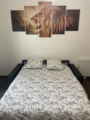 1 bedroom, iron/ironing board, WiFi, bed sheets - Superbe Appart Avec Terrasse (Drancy)