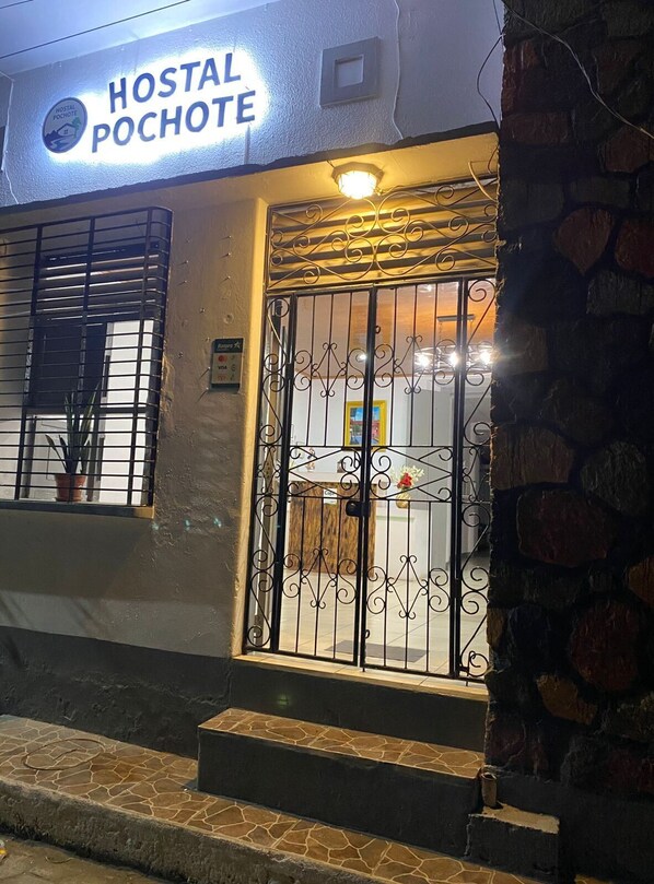 Fachada da propriedade