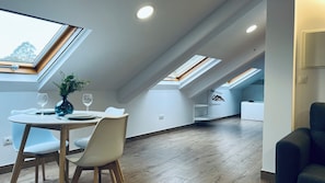 Superior Apartment, Hot Tub | 1 bedroom, down comforters, memory foam beds, soundproofing - Lar de Canedo (Carnota)