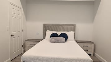 2 chambres, fer et planche Ă  repasser, Wi-Fi gratuit, draps fournis
