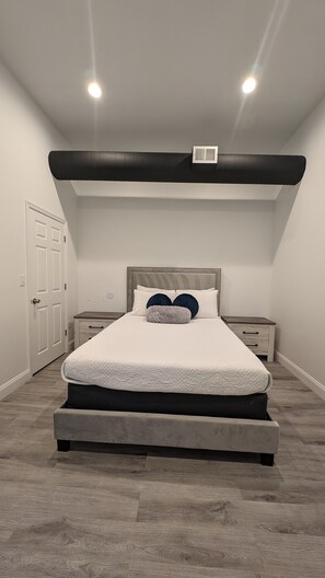 2 habitaciones, tabla de planchar con plancha y wifi gratis