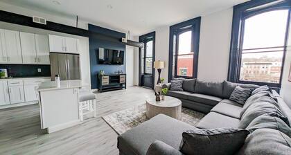 Unique Apartment in Easton's Heart