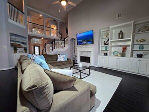 TV, fireplace, offices - Private Pool Oasis | KING BED |Theater | Sleeps 12 (Pearland)
