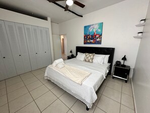 3 habitaciones, tabla de planchar con plancha y wifi gratis 