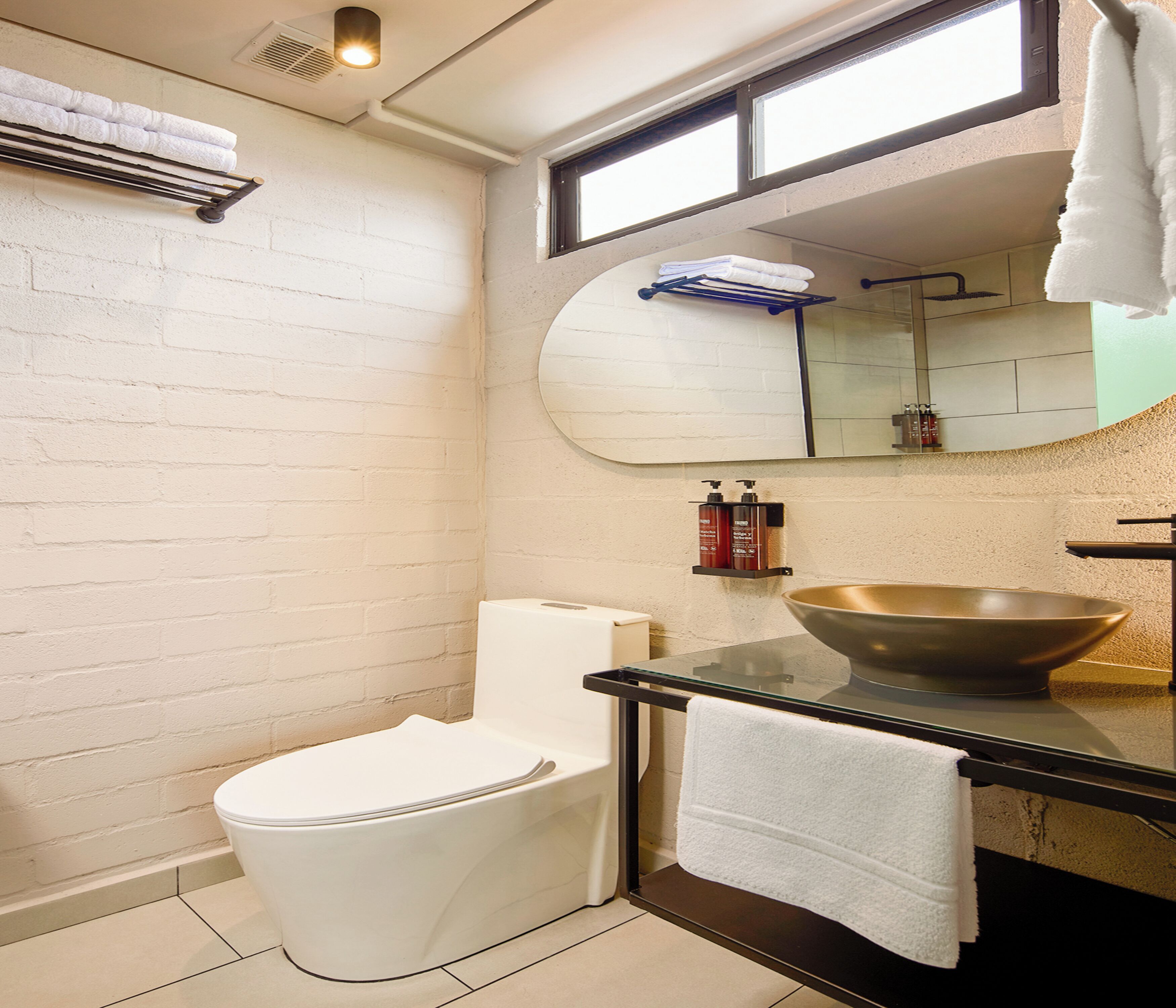 Photo - Urbit Social Lofts