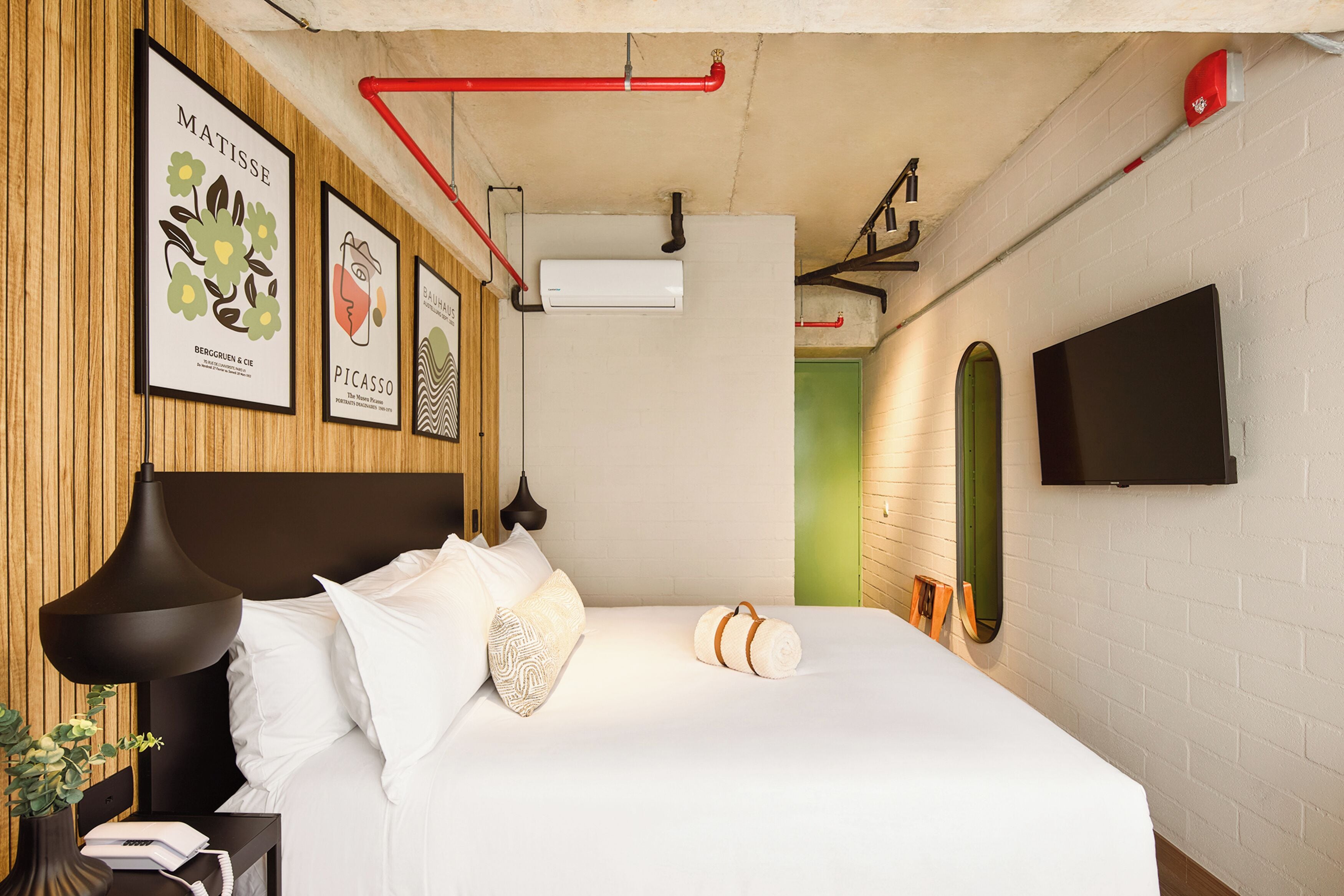 Photo - Urbit Social Lofts