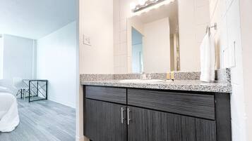 Towels, soap, shampoo, toilet paper