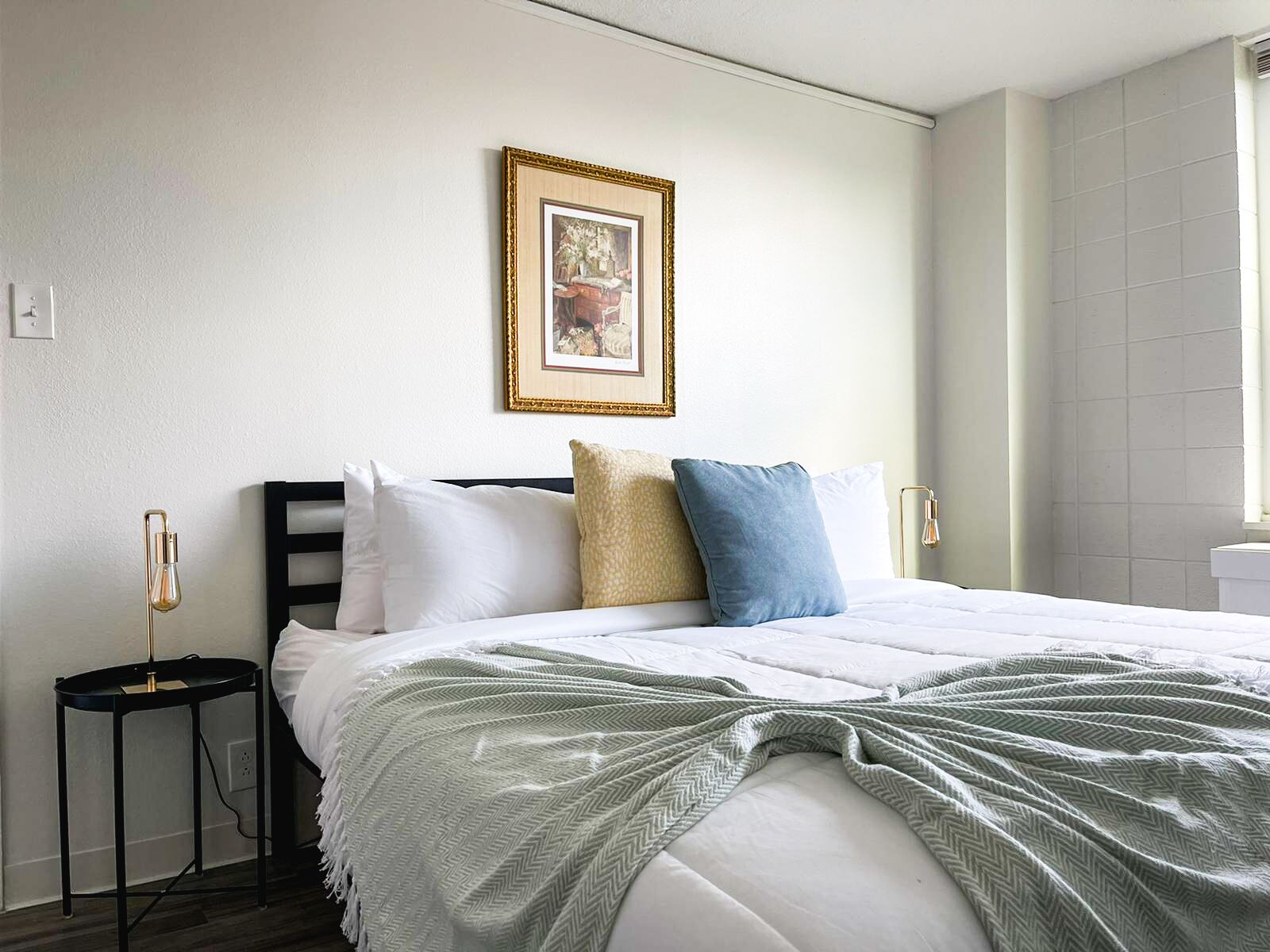 1 多间卧室、办公桌、免费 WiFi、床单