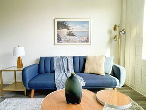 Smart TV - Sleepover | Lively 1BD/1BA + Gym - Cincinnati (Cincinnati)