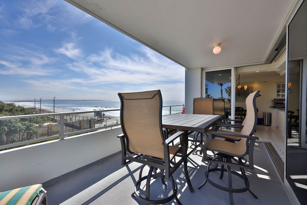 Resort Style living in Coronado 