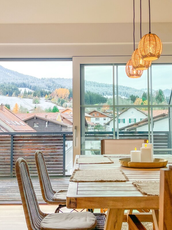 Dining - The Sunset Club Nesselwang Chalets 1 (Nesselwang)