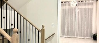 5 Beds Luxury Retreat at Wasaga Beach