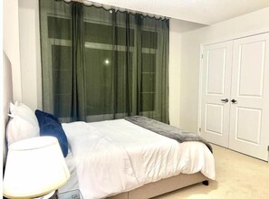 5 Schlafzimmer, Bügeleisen/Bügelbrett, WLAN, Bettwäsche
