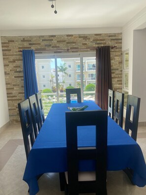 Dineren