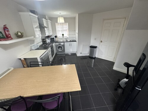 City Airport Apartment 