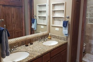 Hair dryer, towels