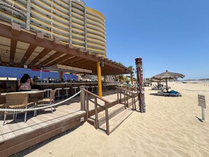 Outdoor dining - Sonoran Sky 203 Spacious Elegant Beauty (Puerto Peñasco)
