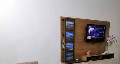 Apartamento bem Localizado em Condomínio de Casas