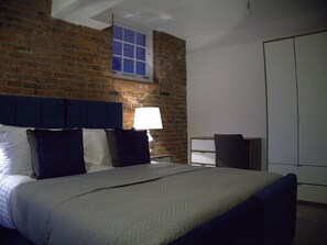 1 bedroom, WiFi - Old Dutch Embassy by Guestz (Kingston-upon-Hull)