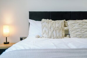 1 soverom, wi-fi (inkludert) og sengetøy