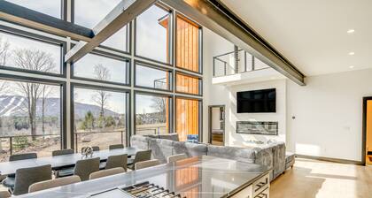 Custom Windham Mtn Villa w/ Pool, Theater & Views!