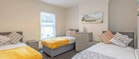 2 chambres, Wi-Fi gratuit, draps fournis