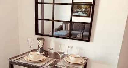 Deluxe Room Apartment #9