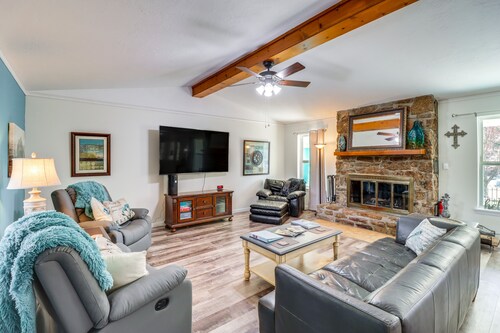 Fairfield Bay Home On Golf Course w/ Fenced Yard!