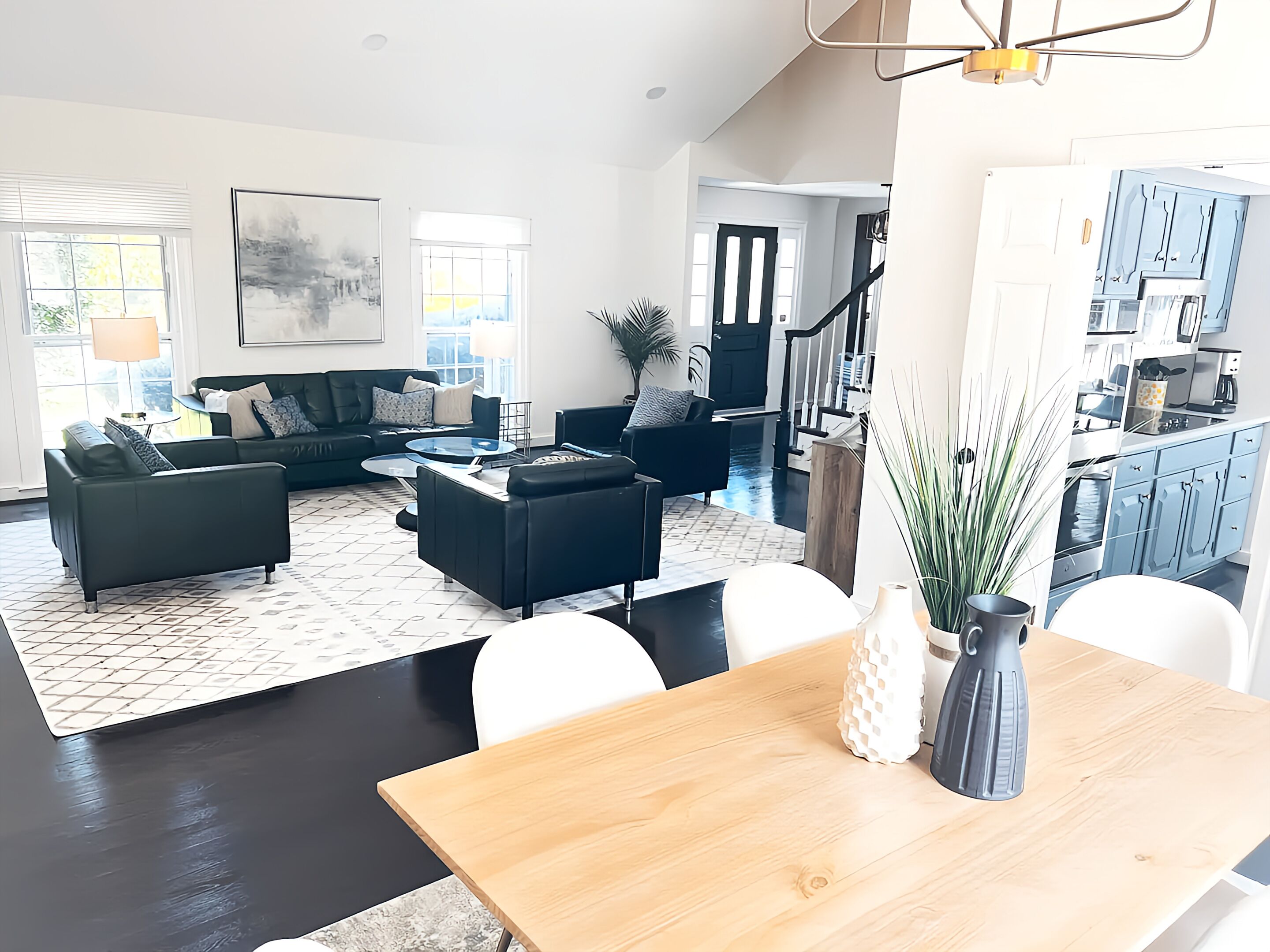 Smart TV, fireplace, books, printers