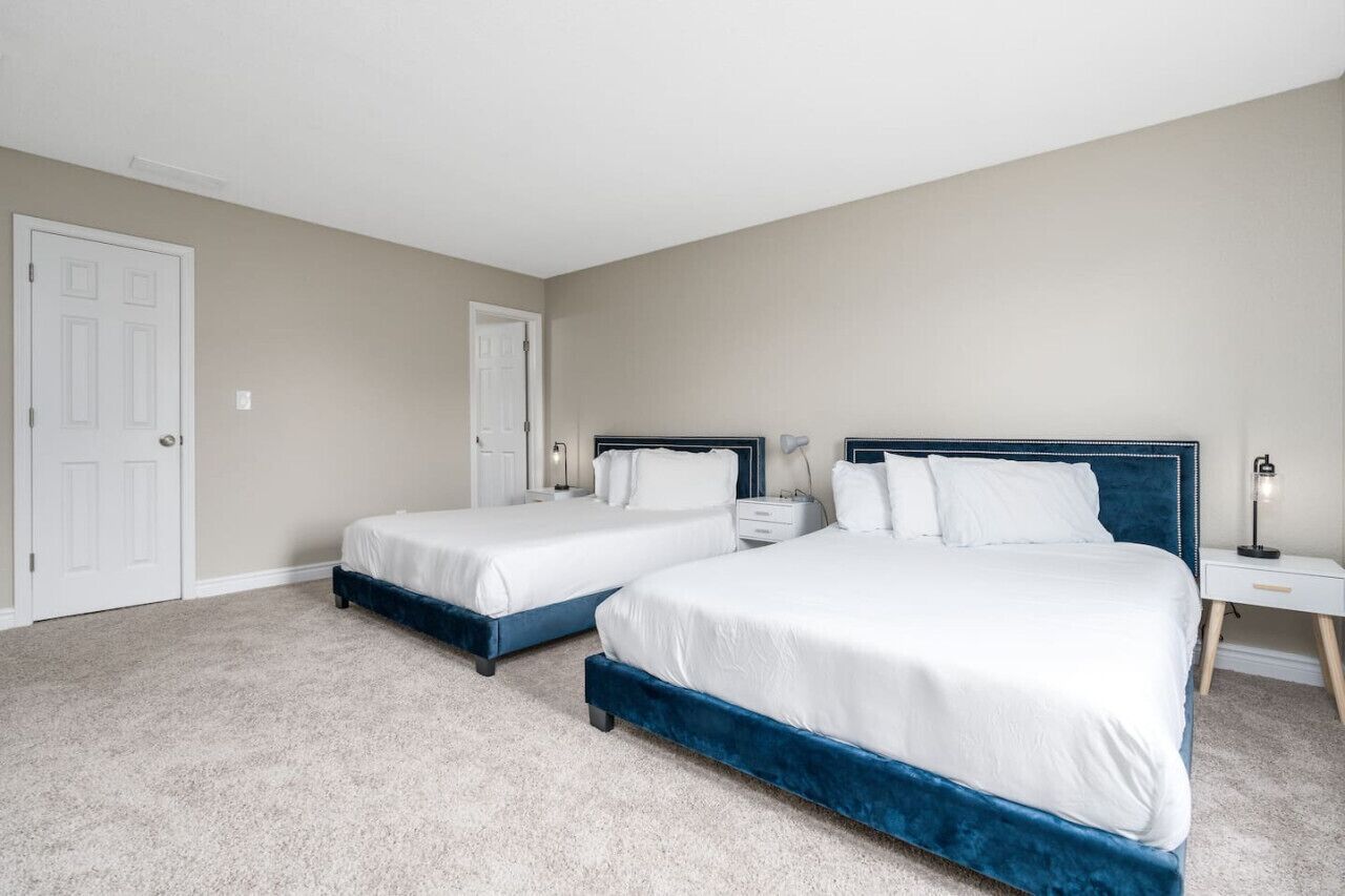 3 bedrooms, desk, iron/ironing board, travel crib