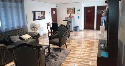 Casa de renta vacacional, amplia, punto estratégico de Cali, ideal para familias