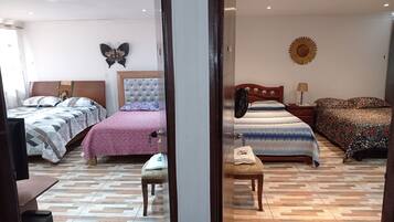 6 habitaciones, escritorio, tabla de planchar con plancha y wifi gratis