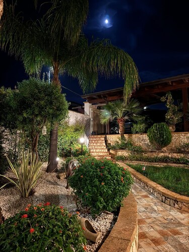 " La Terrazza sul Tramonto " Apartment in a villa near the sea in San Leone.  