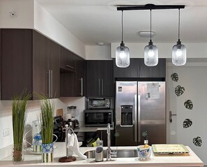 Family Apartment, City View | Private kitchen - Tu hogar en Heredia (Rincón de Sabanilla)