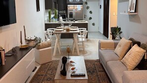Living area - Tu hogar en Heredia (Rincón de Sabanilla)