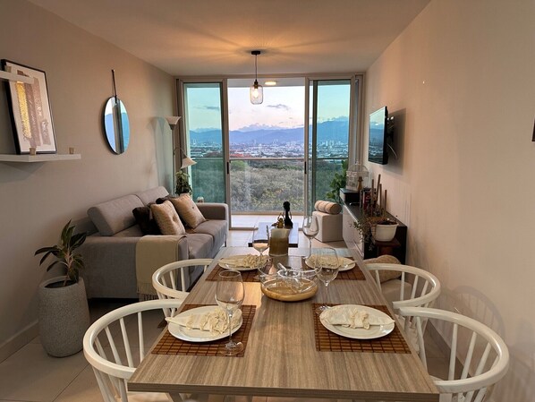 Family Apartment, City View | Living area - Tu hogar en Heredia (Rincón de Sabanilla)