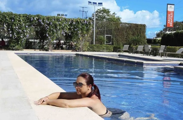 3 outdoor pools - Tu hogar en Heredia (Rincón de Sabanilla)
