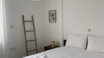 2 slaapkamers, een strijkplank/strijkijzer, wifi, beddengoed