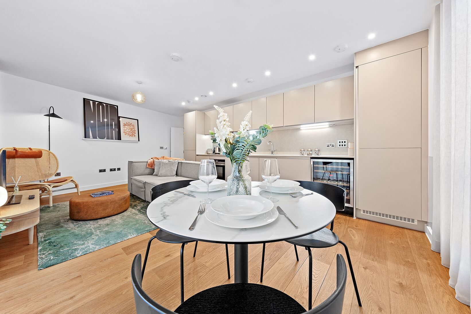 Executive Apartment | In-room dining