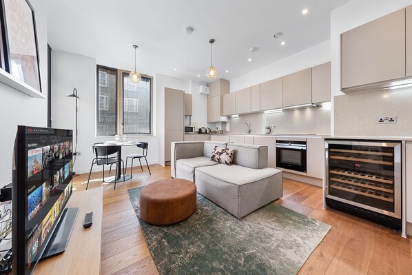 Traditional Apartment | Living area | Smart TV, Netflix, heated floors, streaming services