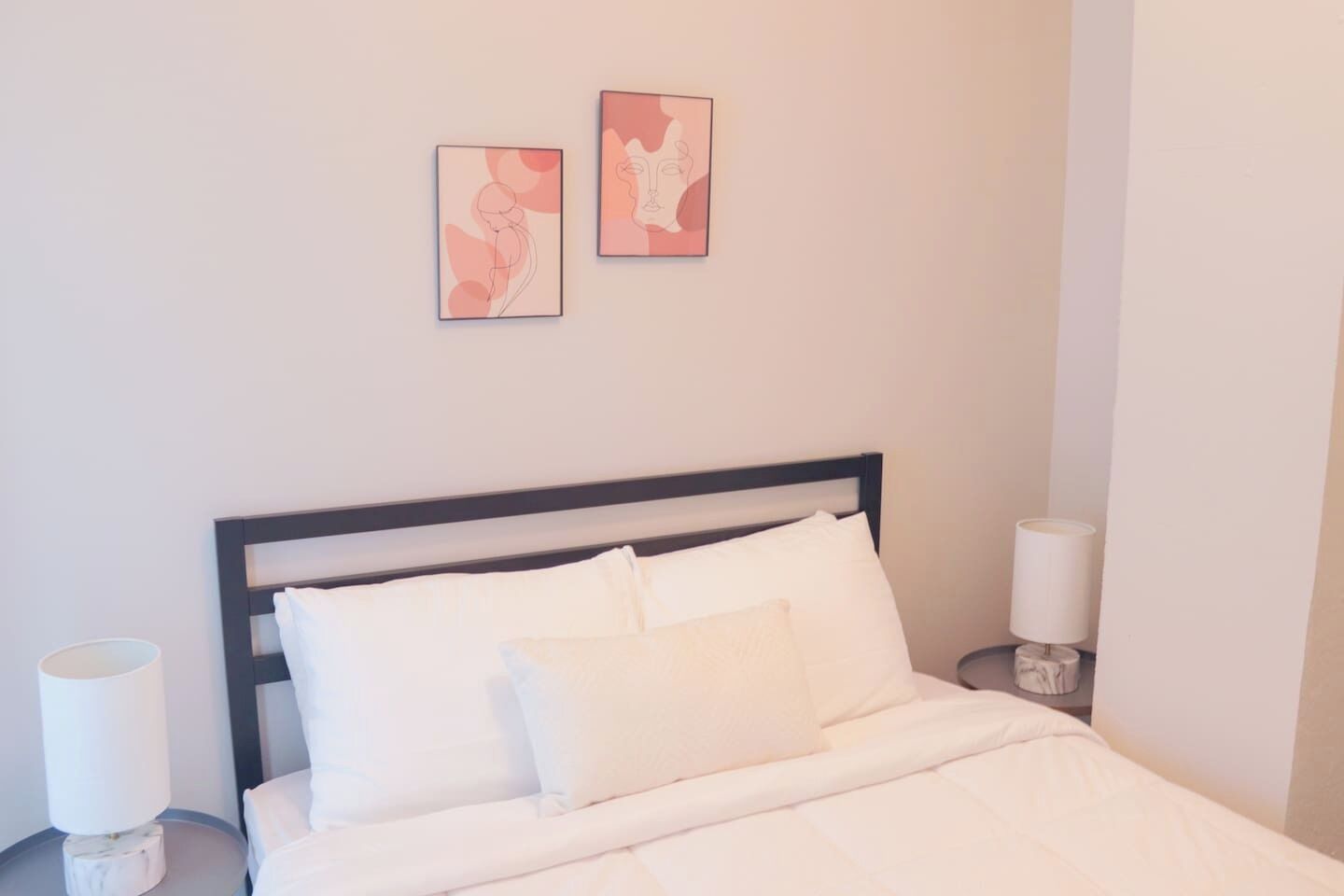 Desk, iron/ironing board, free WiFi, bed sheets