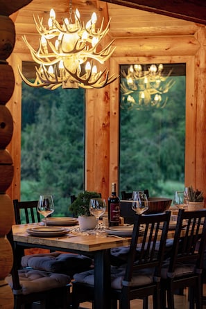 Dining - Modern cabin with pool and hot tub and outdoor sauna! Wanderlust Cabin! (Lodi)