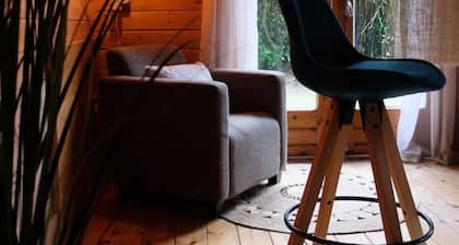 Cozy Wooden House I Forest hideout