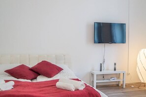 4 Schlafzimmer, Bügeleisen/Bügelbrett, WLAN, Bettwäsche