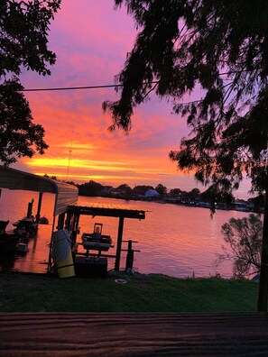 Property grounds - Waterfront Bayou living only 30 minutes from New Orleans, Dock Fishing (Lafitte)