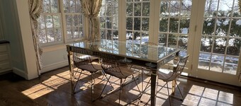 Lovely 4-bedroom estate in brilliant Owings Mills
23 miles from John Hopkins